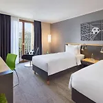Hotel The Curve Bayarena
