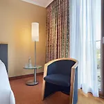 The Curve Bayarena 4*
