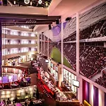 Hotel The Curve Bayarena Leverkusen