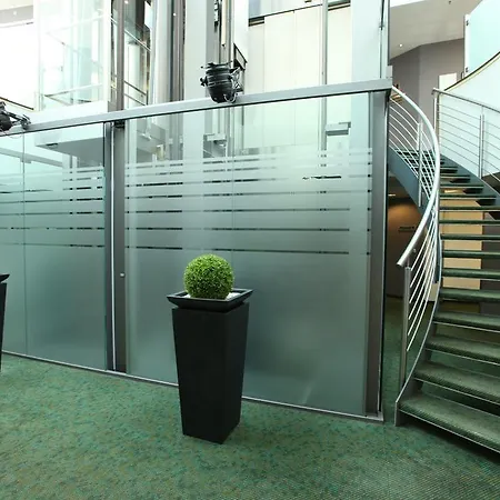 Hotel The Curve Bayarena 4*