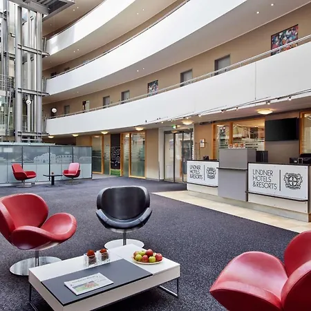 Hotel Lindner Bayarena 4*