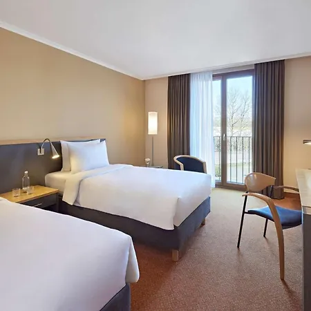 Hotel Lindner Bayarena 4*