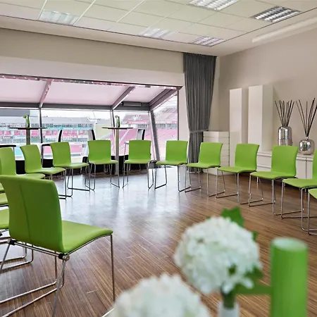 The Curve Bayarena 4* Leverkusen