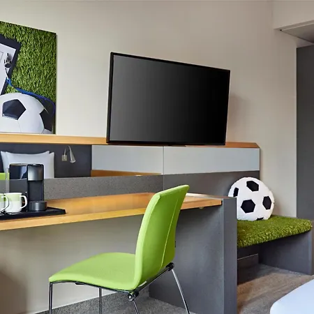 Hotel Lindner Bayarena 4*