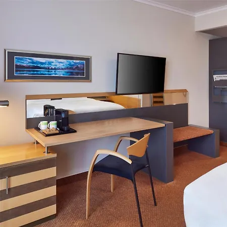 Hotel The Curve Bayarena