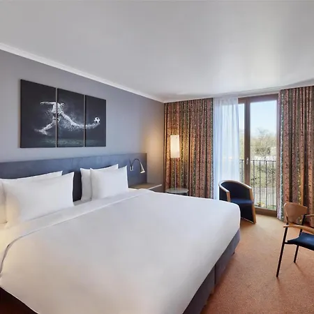 Lindner Bayarena Hotel 4*