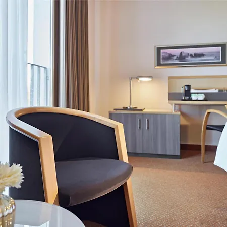 The Curve Bayarena Hotel