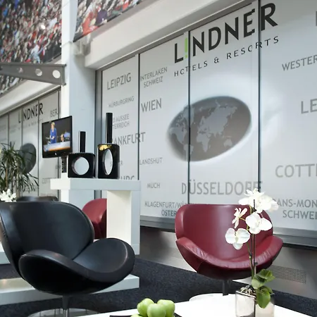 Hotel The Curve Bayarena 4*