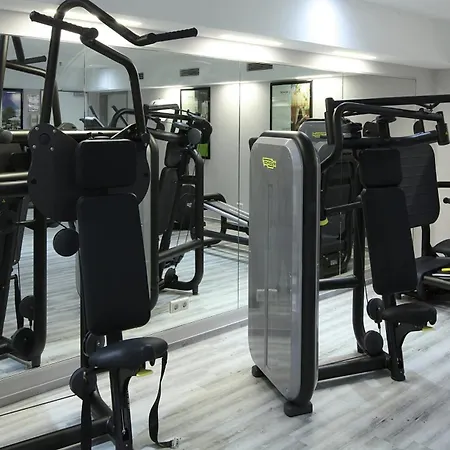 The Curve Bayarena ホテル