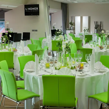 Hotel The Curve Bayarena 4*