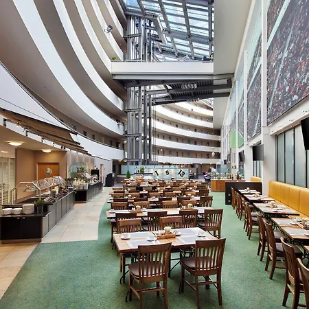 فندق The Curve Bayarena 4*