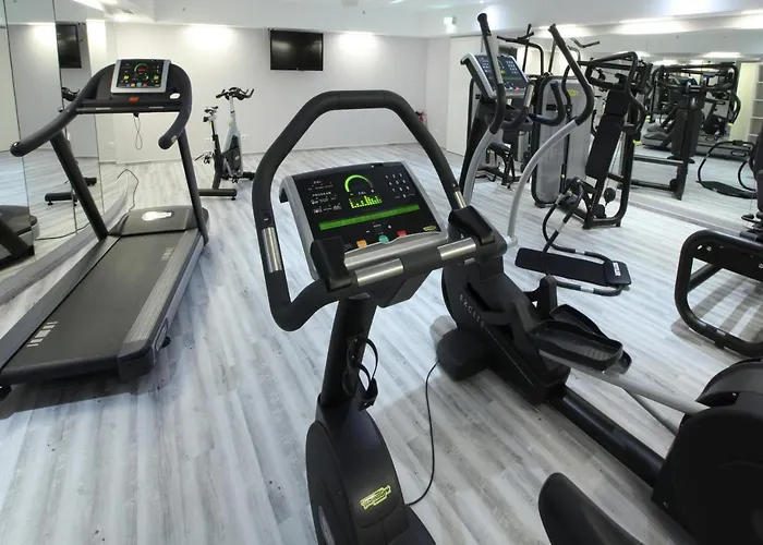 The Curve Bayarena Ξενοδοχείο 4*