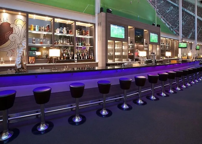 The Curve Bayarena 4*