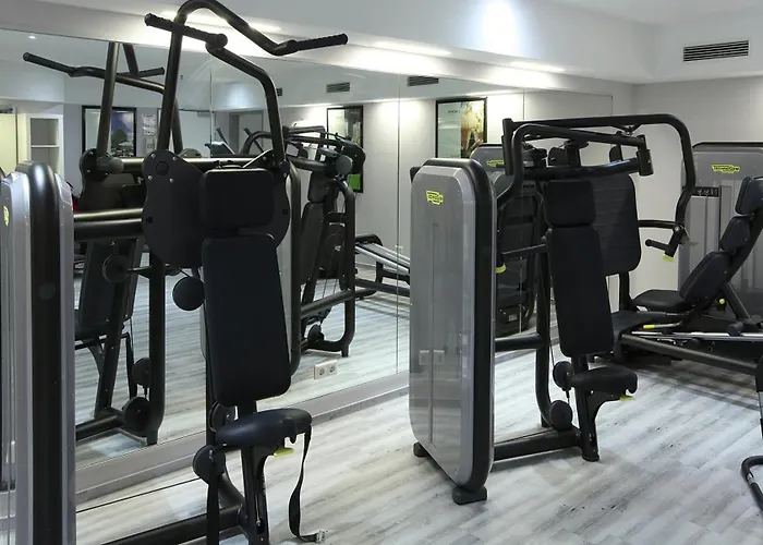 The Curve Bayarena Ξενοδοχείο